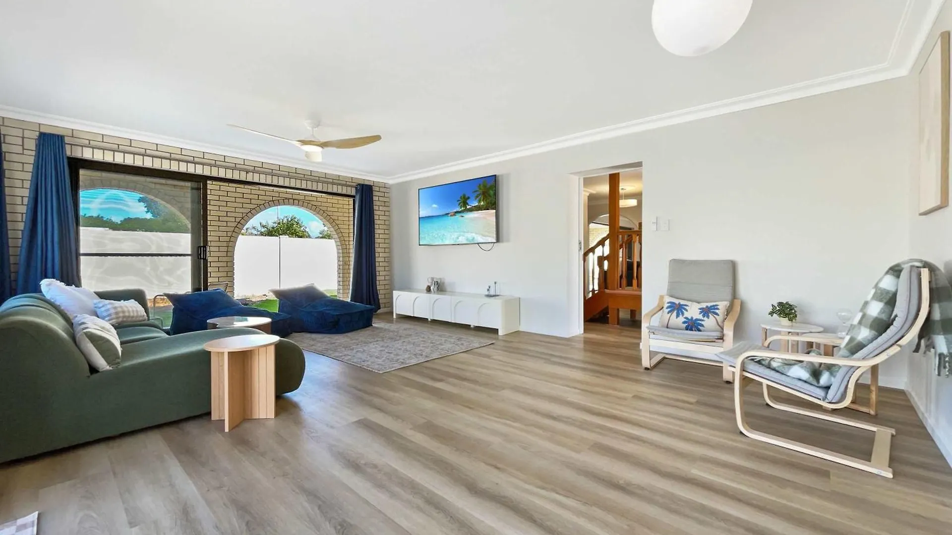 Bribie Beach House With Pool - Walk To Surf & Shops Woorim 0*,